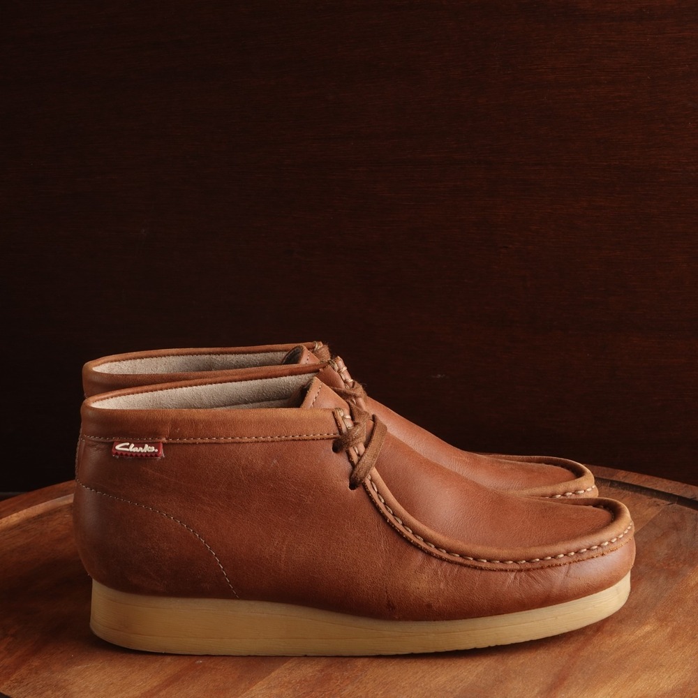 Clarks Chukka Boots Mens SZ 7 Brown Stinson Hi Moc Toe Leather Wallabee Classic